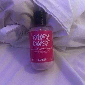 Brand new Lush Snow Fairy dusting powder